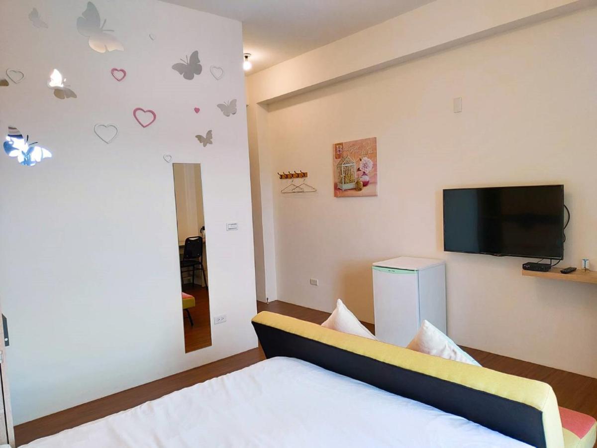 Light Travel Apartment Luodong Bagian luar foto